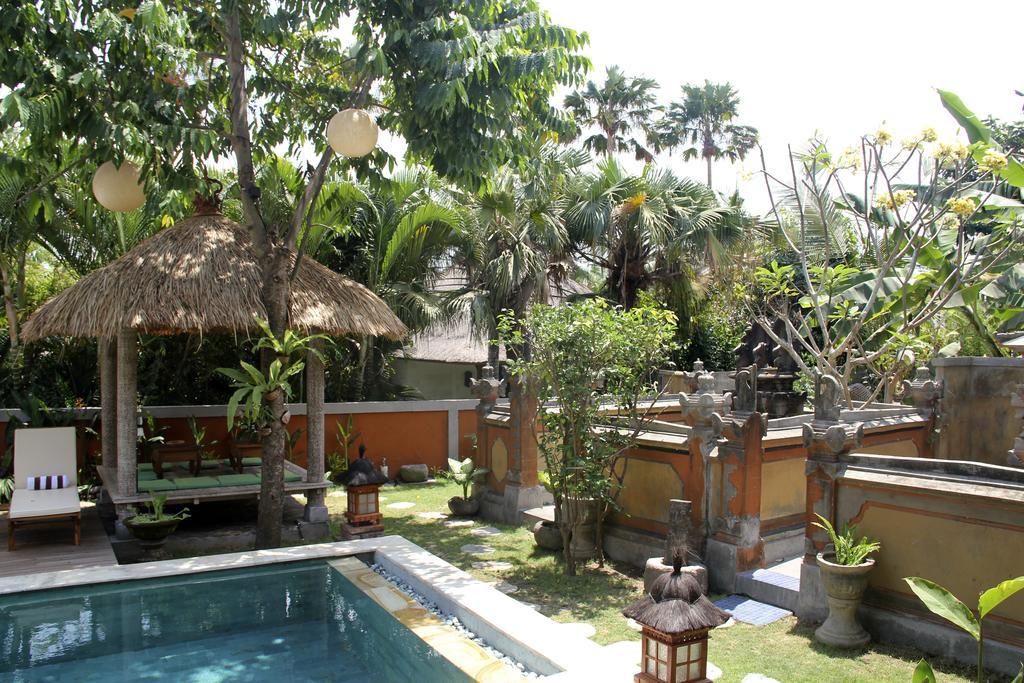 Papaya Guesthouse Canggu Dış mekan fotoğraf